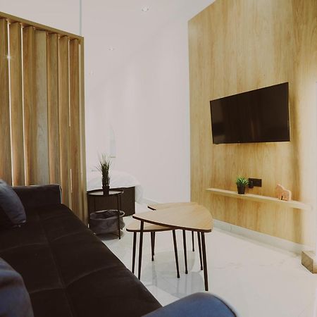 Fenias Luxury Studios Kallithea  Bagian luar foto